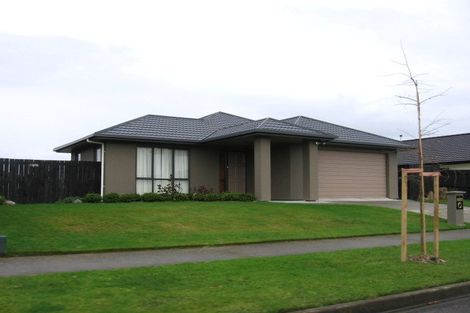 Photo of property in 4 Meridian Grove, Kelvin Grove, Palmerston North, 4414