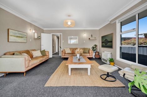 Photo of property in 64 Nevada Drive, Merrilands, New Plymouth, 4312