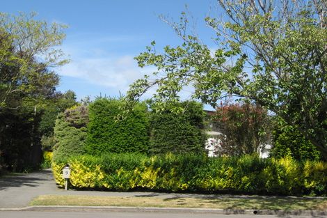 Photo of property in 9 Ostend Place Avonhead Christchurch City