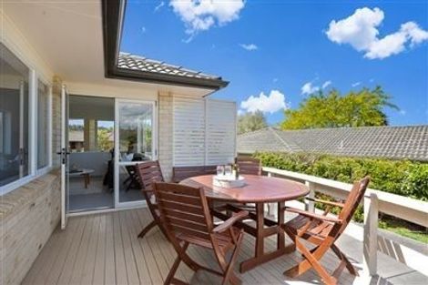 Photo of property in 9 Ashmore Drive, Frankleigh Park, New Plymouth, 4310