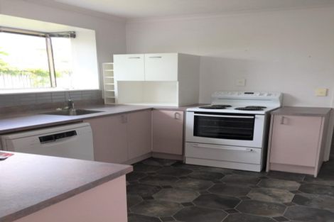 Photo of property in 80 Dixon Road, Glenview, Hamilton, 3206