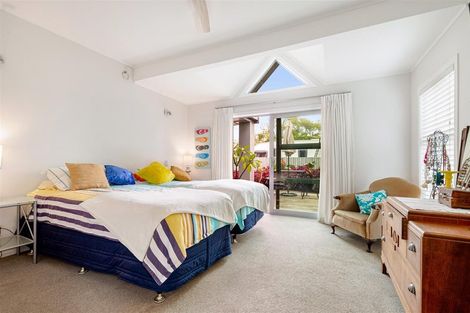 Photo of property in 46 The Circle, Manly, Whangaparaoa, 0930