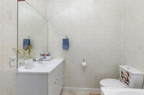 Photo of property in 5 Moana Grove, Waiwhetu, Lower Hutt, 5010