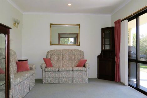 Photo of property in 11 Clemett Place, Kaiapoi, 7630