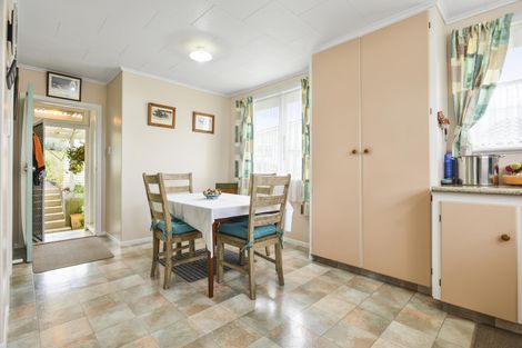 Photo of property in 45 Te Wheoro Street, Meremere, Mercer, 2474