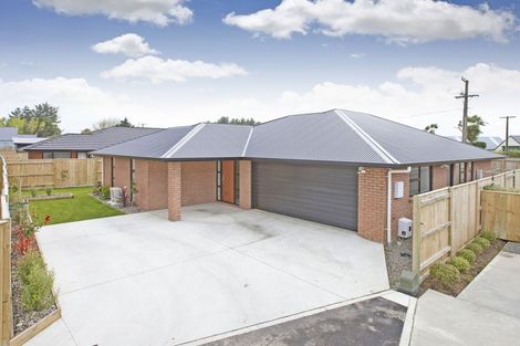 Photo of property in 6 Levi Place, Kelvin Grove, Palmerston North, 4414
