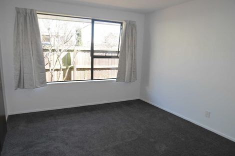 Photo of property in 2/181 Wairakei Road, Bryndwr, Christchurch, 8053