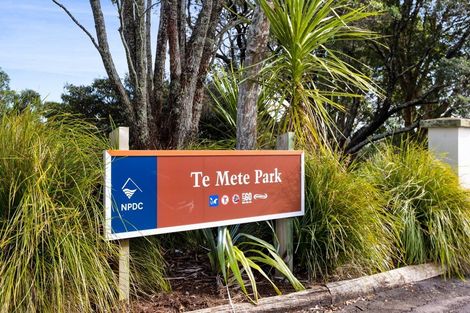 Photo of property in 43a Lismore Street, Strandon, New Plymouth, 4312