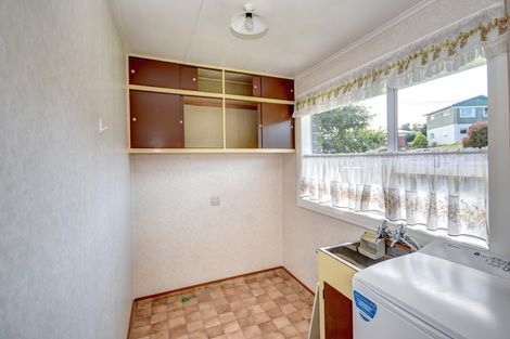 Photo of property in 19 Bayne Terrace, Macandrew Bay, Dunedin, 9014