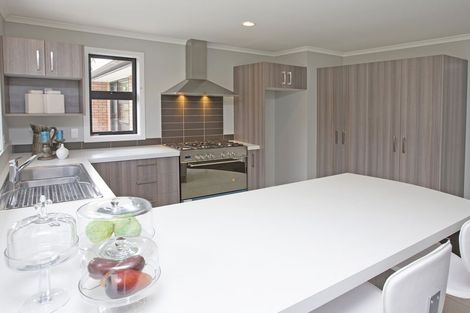 Photo of property in 6 Levi Place, Kelvin Grove, Palmerston North, 4414