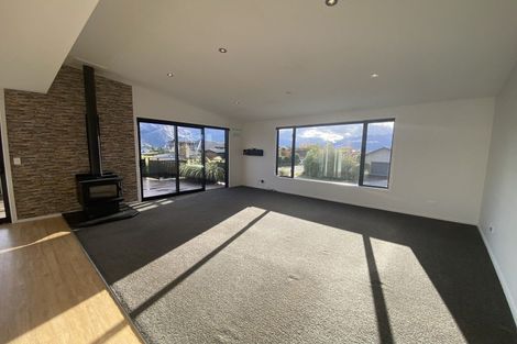Photo of property in 12 Farrant Drive, Wanaka, 9305