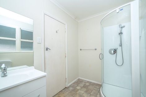 Photo of property in 79 Victoria Street, Carterton, 5713