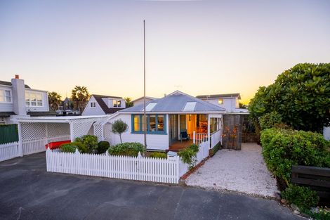 Photo of property in 100 Point Road, Monaco, Nelson, 7011