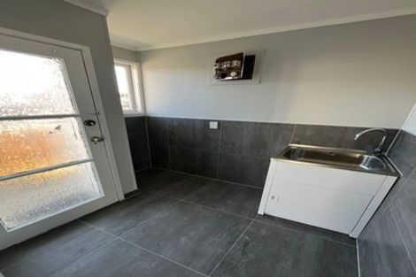 Photo of property in 7 Moncrieff Avenue, Clendon Park, Auckland, 2103