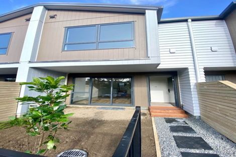 Photo of property in 1b Dundale Avenue, Blockhouse Bay, Auckland, 0600