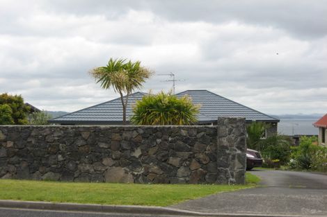 Photo of property in 1342 Whangaparaoa Road, Army Bay, Whangaparaoa, 0930