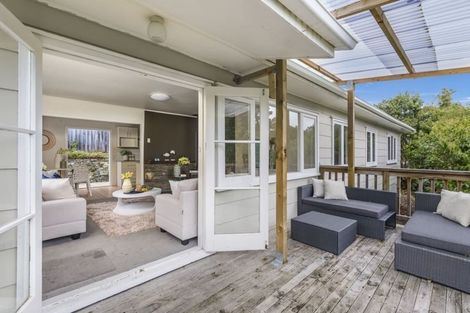 Photo of property in 9 Hellyers Street, Birkdale, Auckland, 0626