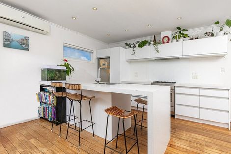 Photo of property in 19a Doment Crescent, Orewa, 0931