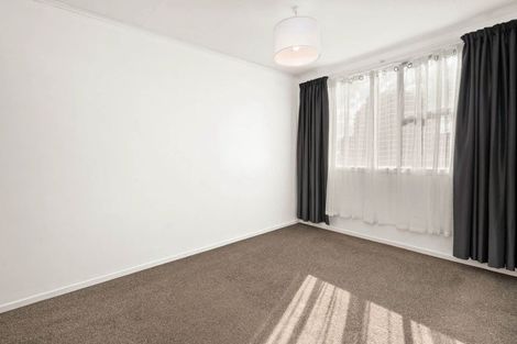 Photo of property in 21 Runuku Grove, Turangi, 3334