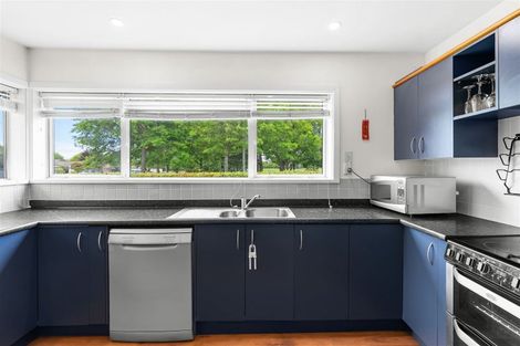 Photo of property in 37 Roydvale Avenue, Burnside, Christchurch, 8042