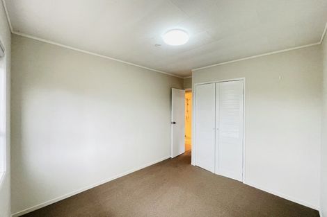 Photo of property in 49 Santiago Crescent, Unsworth Heights, Auckland, 0632