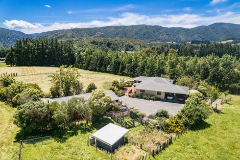 Photo of property in 68a Marchant Road, Kaitoke, Upper Hutt, 5018