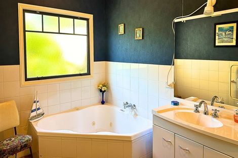 Photo of property in 92 Packard Road, Motupipi, Takaka, 7183