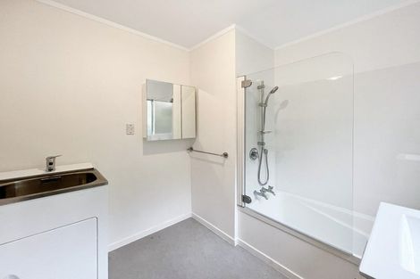 Photo of property in 9 Oldham Way, Crofton Downs, Wellington, 6035