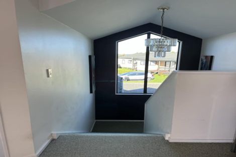 Photo of property in 7a Peter Button Place, Johnsonville, Wellington, 6037