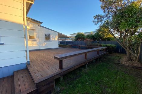 Photo of property in 18 Wood Street, Takaro, Palmerston North, 4410