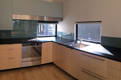 Photo of property in 76 Brougham Street, Mount Victoria, Wellington, 6011