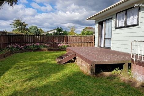 Photo of property in 2/24 Station Road, Takanini, 2112