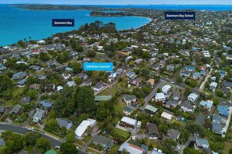 Photo of property in 21b Brian Crescent, Stanmore Bay, Whangaparaoa, 0932