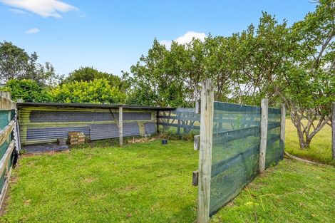 Photo of property in 1014 South Head Road, South Head, Helensville, 0874