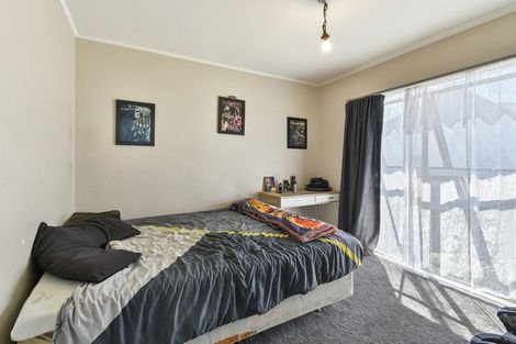 Photo of property in 5 Iris Place, Clendon Park, Auckland, 2103