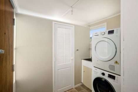 Photo of property in 2 Roosevelt Road, Western Heights, Rotorua, 3015