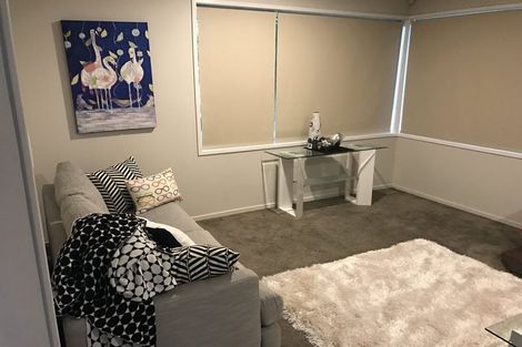 Photo of property in 8 Sharland Avenue, Manurewa, Auckland, 2102