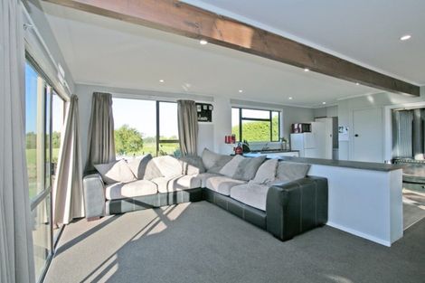 Photo of property in 1197 North Makarewa Grove Bush Road, Grove Bush, Invercargill, 9876