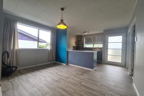 Photo of property in 1 Murillo Place, Henderson, Auckland, 0612