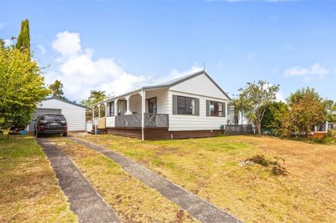 Photo of property in 4 Chestnut Grove, Tairua, 3508