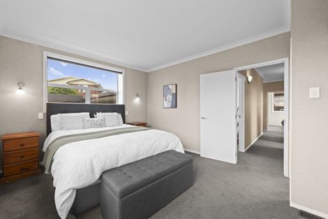 Photo of property in 64 O'halloran Road, Howick, Auckland, 2014