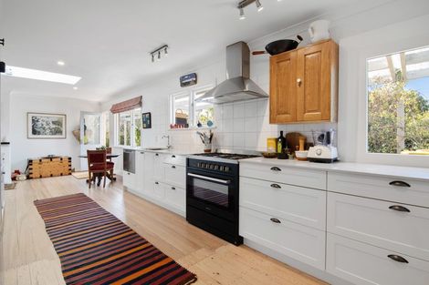 Photo of property in 32 Tahi Street, Mapua, 7005