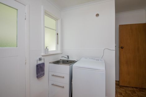 Photo of property in 6 Trent Avenue, Hokowhitu, Palmerston North, 4410