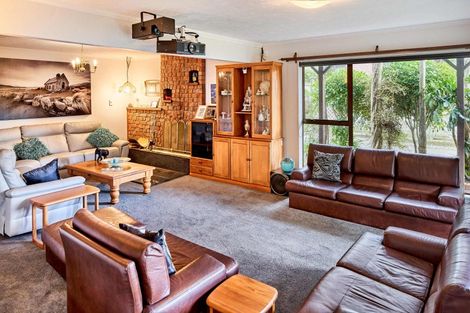 Photo of property in 18 Solander Place, Whitby, Porirua, 5024