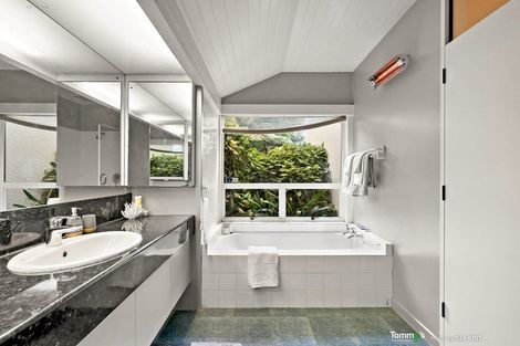 Photo of property in 3 Butavas Street, Khandallah, Wellington, 6035