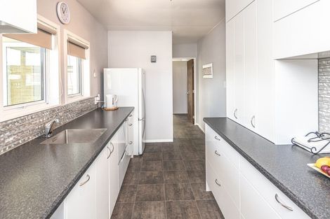 Photo of property in 13 Durham Road, Springvale, Whanganui, 4501