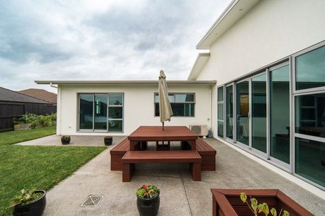 Photo of property in 11 Miranda Place, Flagstaff, Hamilton, 3210