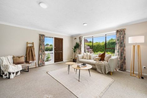 Photo of property in 2/127 Reynolds Avenue, Bishopdale, Christchurch, 8053