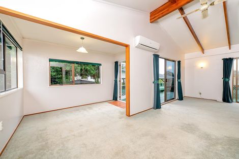Photo of property in 13 Suwyn Place, Weymouth, Auckland, 2103