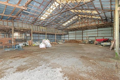 Photo of property in 95 Paremata Road, Tolaga Bay, 4077